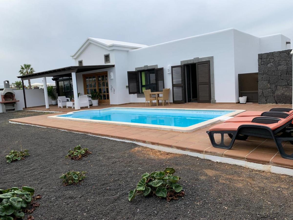 Villa Denise Yaiza  Bagian luar foto