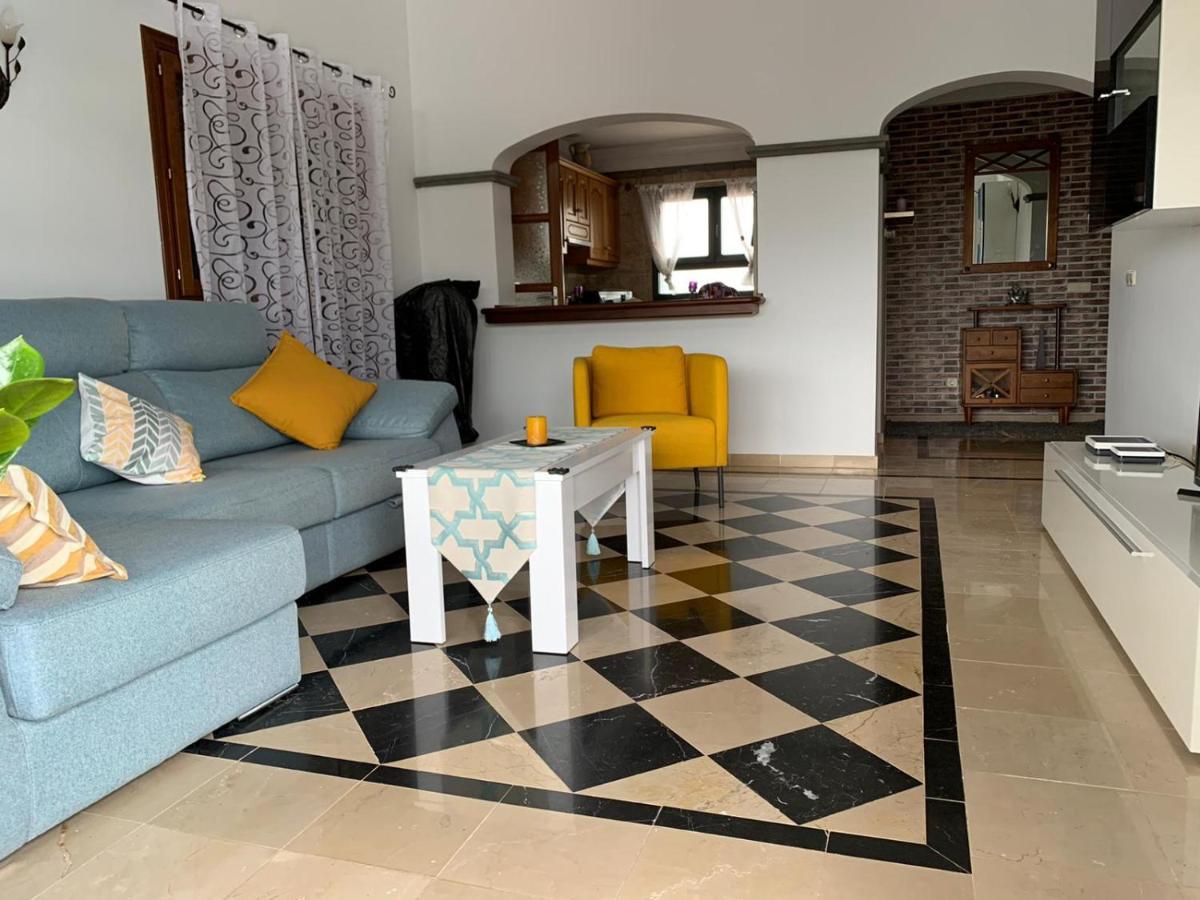 Villa Denise Yaiza  Bagian luar foto
