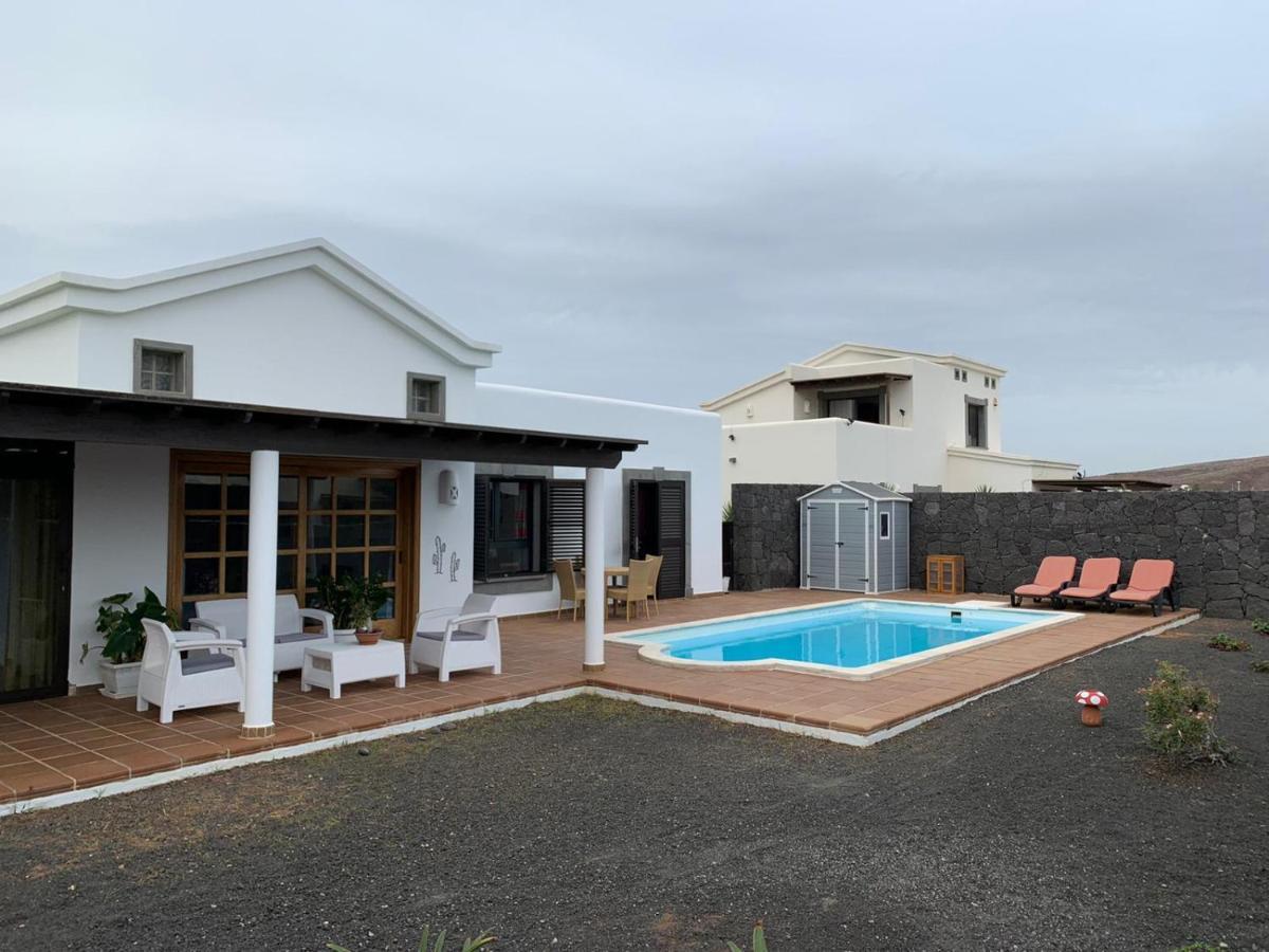 Villa Denise Yaiza  Bagian luar foto