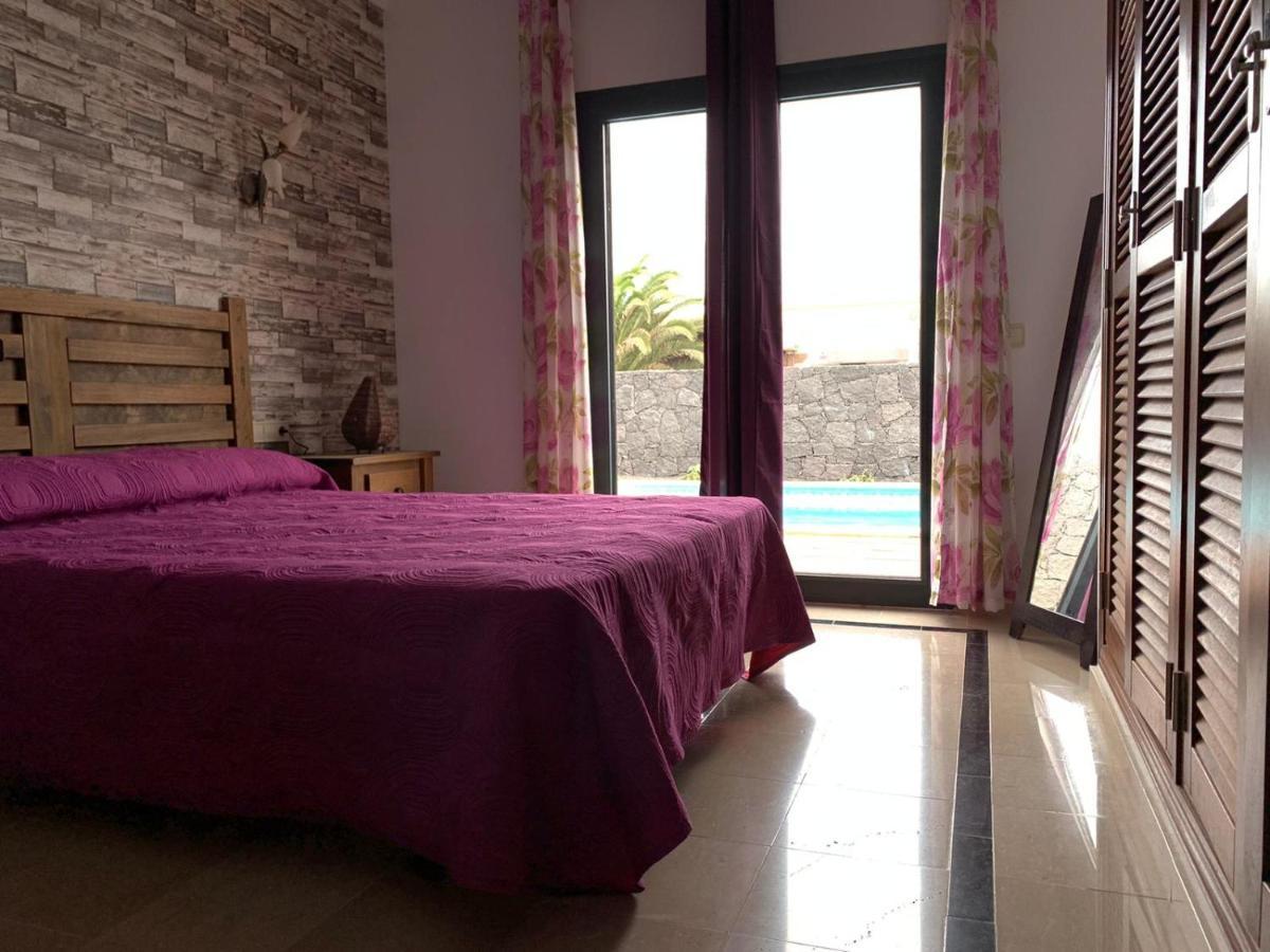 Villa Denise Yaiza  Bagian luar foto